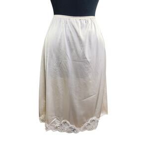 Vintage Olga Half Slip S Lace Trim White Lingerie Retro 60s Romantic